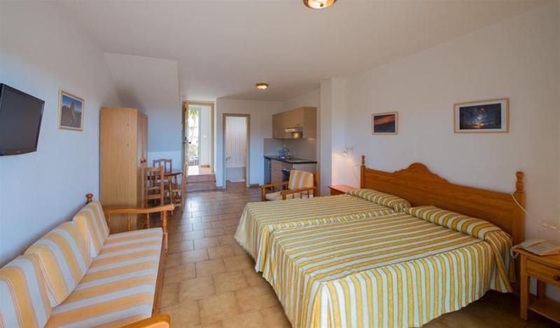 Charco Del Conde Apartment *